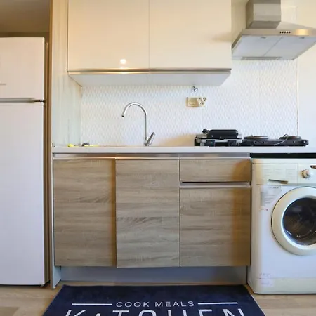 Apartament Chic Flat W Balcony 15 Min To Airport And Viaport *